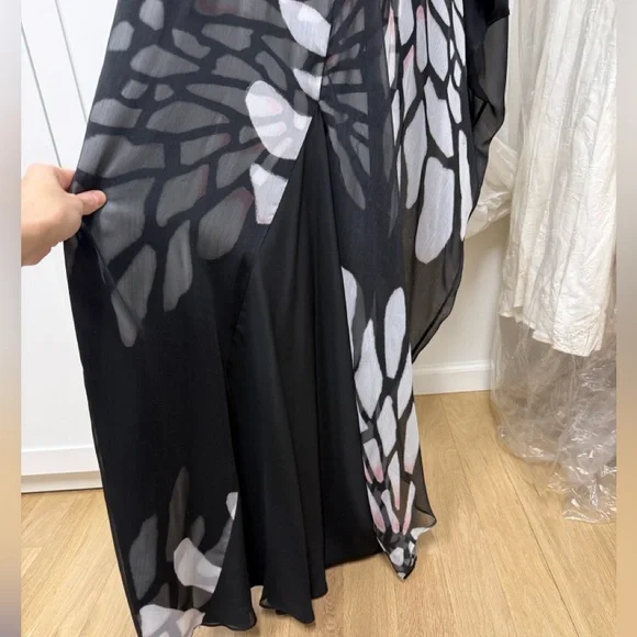 Halston Heritage Black and White Sheer Sleeve Dress - Picture 5 of 6